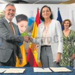 watermark Torres und Maroto bei Unterzeichnung Efe Canarias7