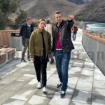 Tourismusministerin und Generaldirektor bei Besichtigung in La Aldea