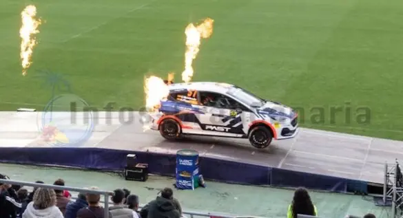 Rallye im Stadion (ACFIPress)